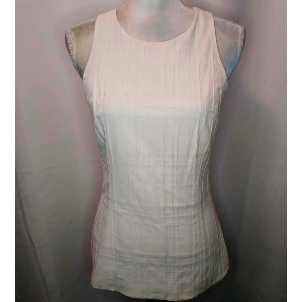 GRAY Aspen sleeveless off white textured top